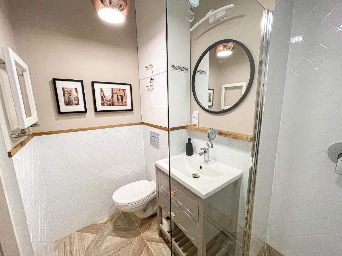 Chill Apartament Skarżysko-Kamienna Buitenkant foto